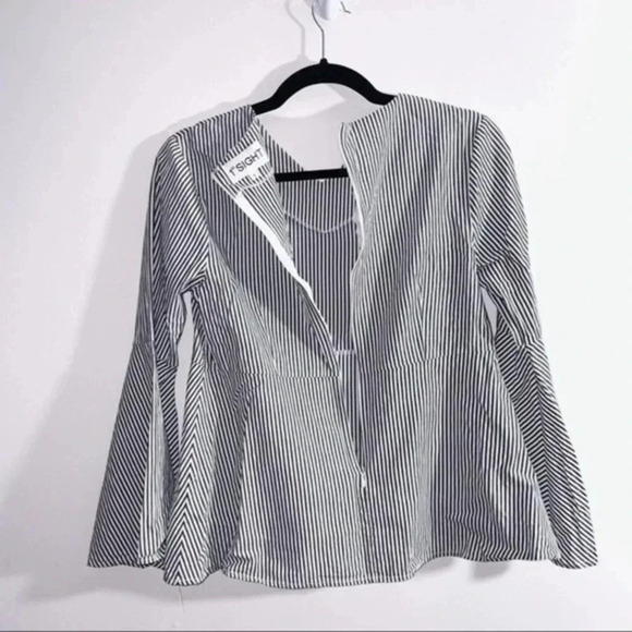 1st sight striped blouse with bell sleeves Small - Picture 3 of 6